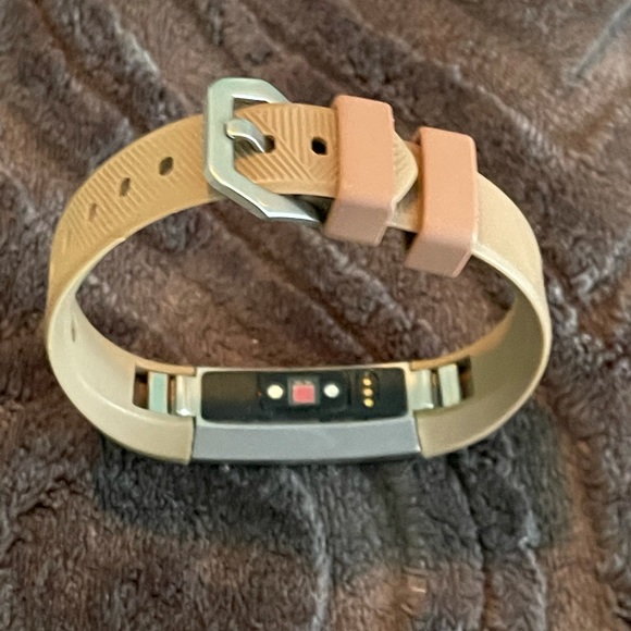 Fitbit - Picture 4 of 4